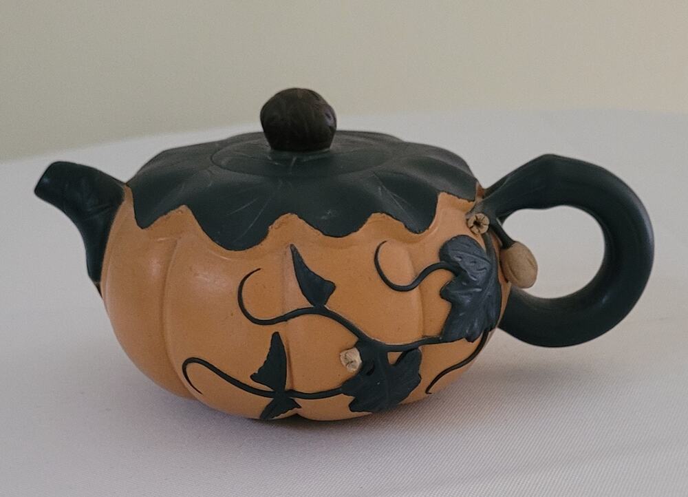 YIXING/ZISHA Handmade Clay Tea Pot Pumpkin Design--Gao Jianfang's teapot/Copy